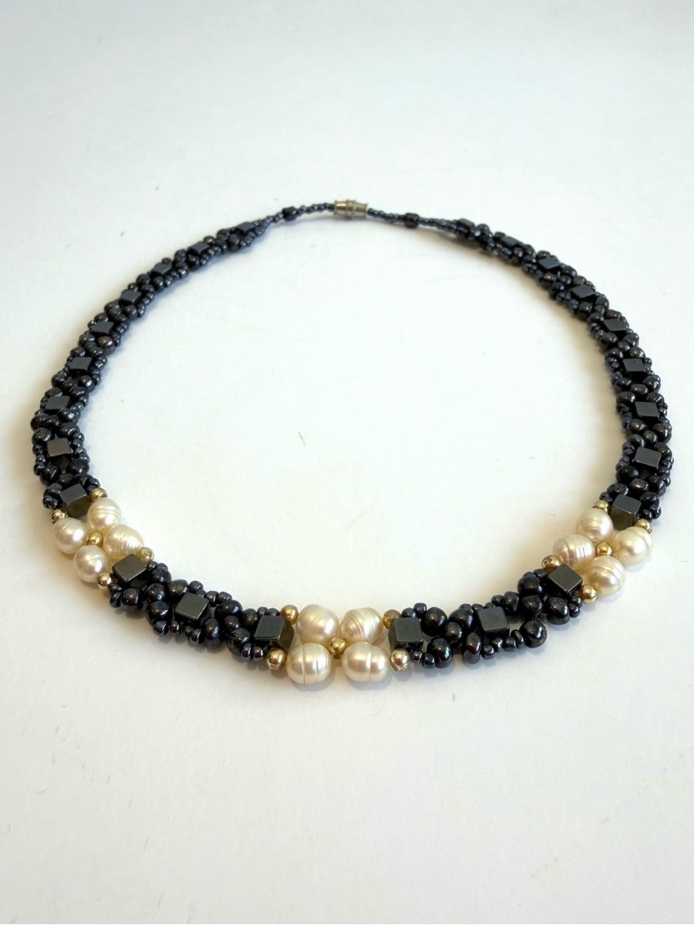 Handcrafted Hematite and Freshwater Pearl Choker/Collar Necklace - Picture 4 of 10